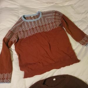 Womans sweater, Size large